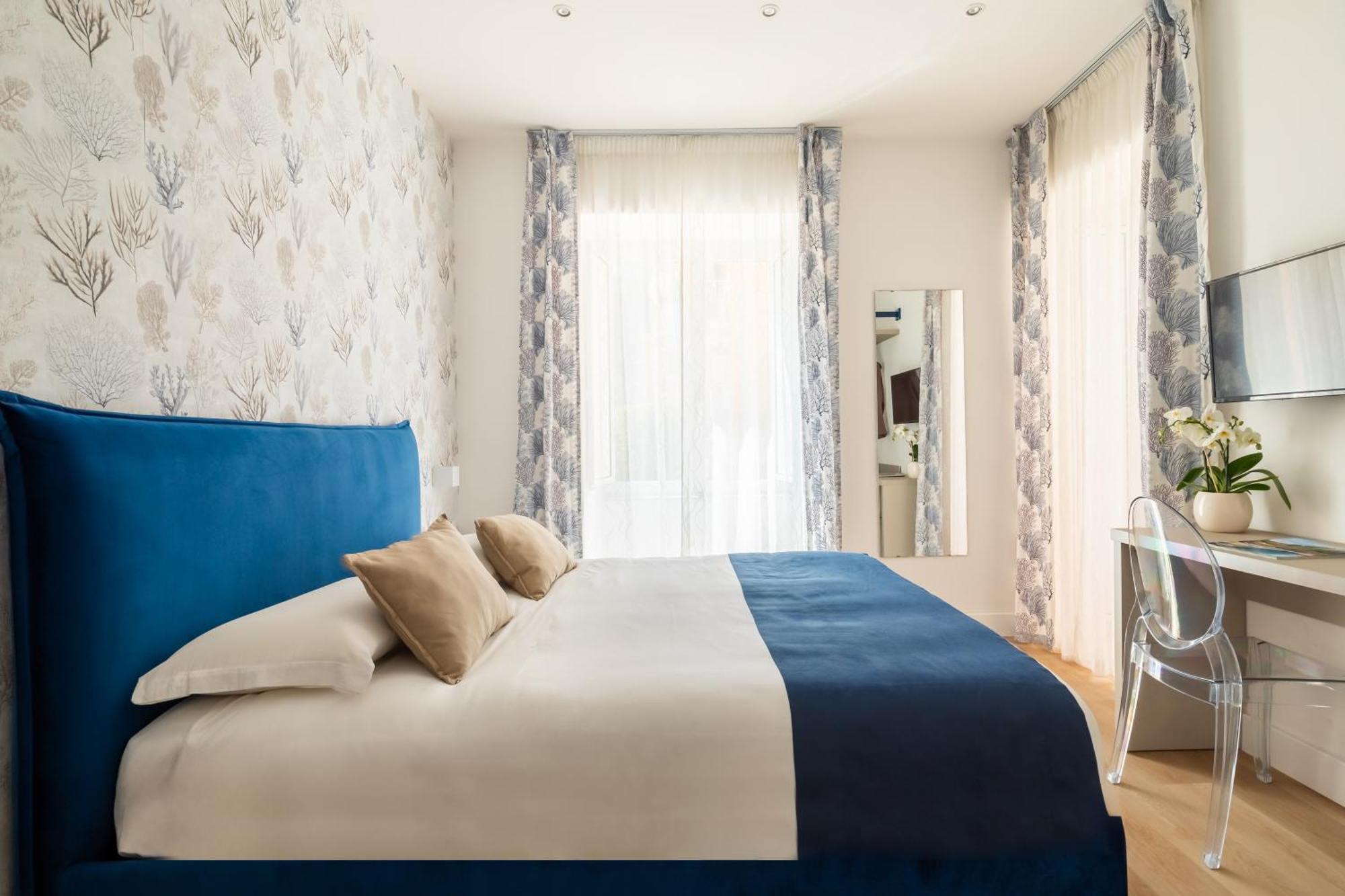 Yourhome - Blue Marina Rooms Соренто Екстериор снимка