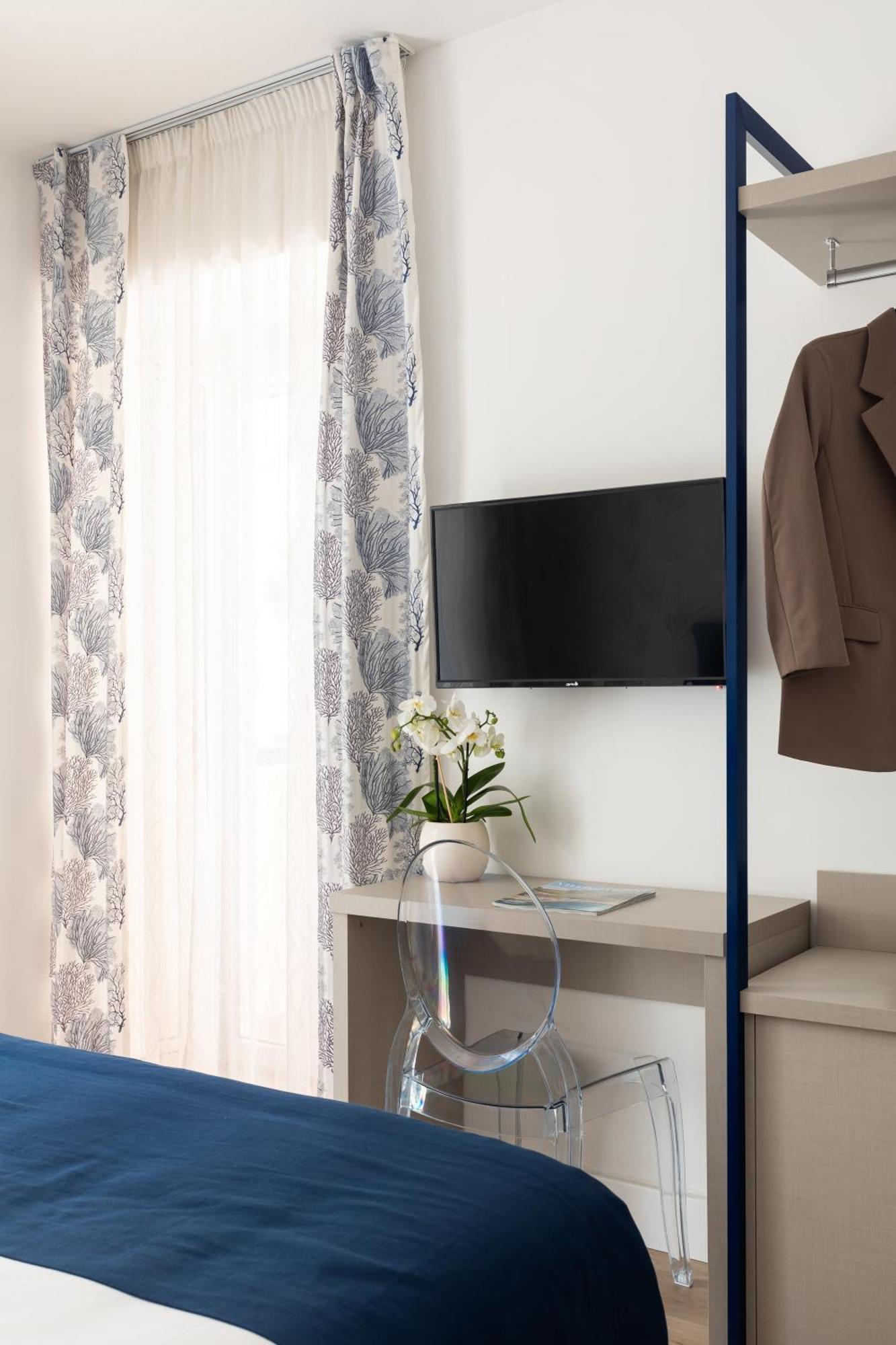 Yourhome - Blue Marina Rooms Соренто Екстериор снимка