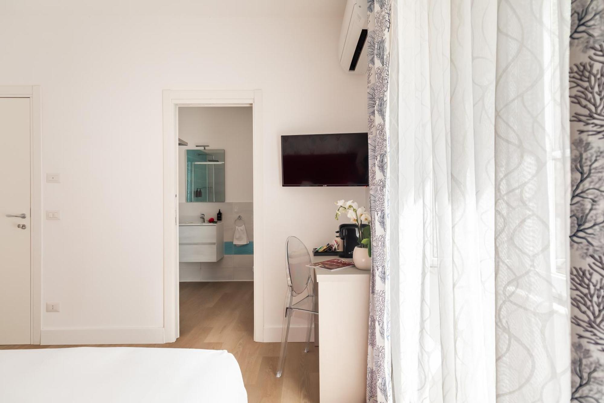 Yourhome - Blue Marina Rooms Соренто Екстериор снимка