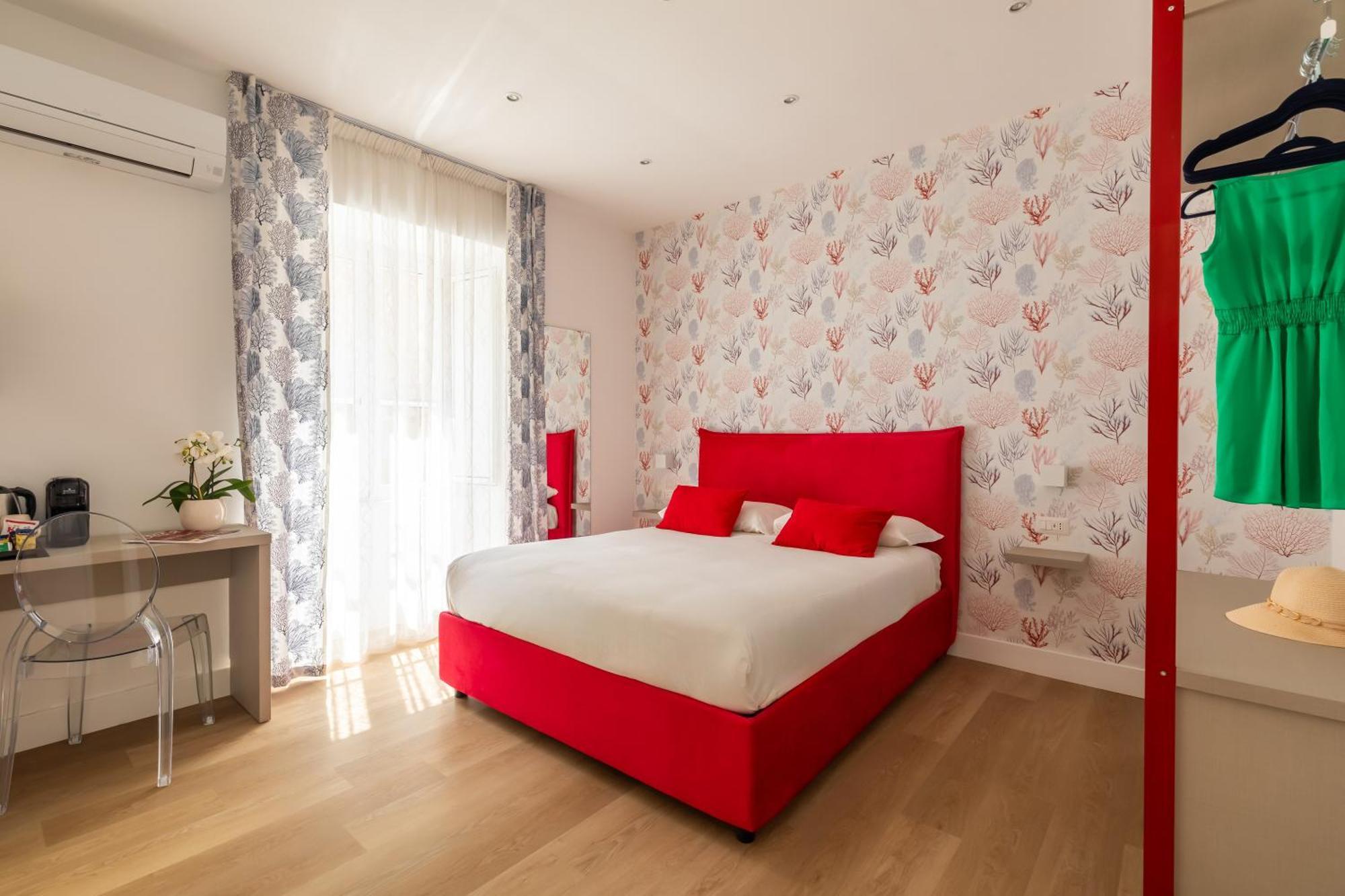 Yourhome - Blue Marina Rooms Соренто Екстериор снимка