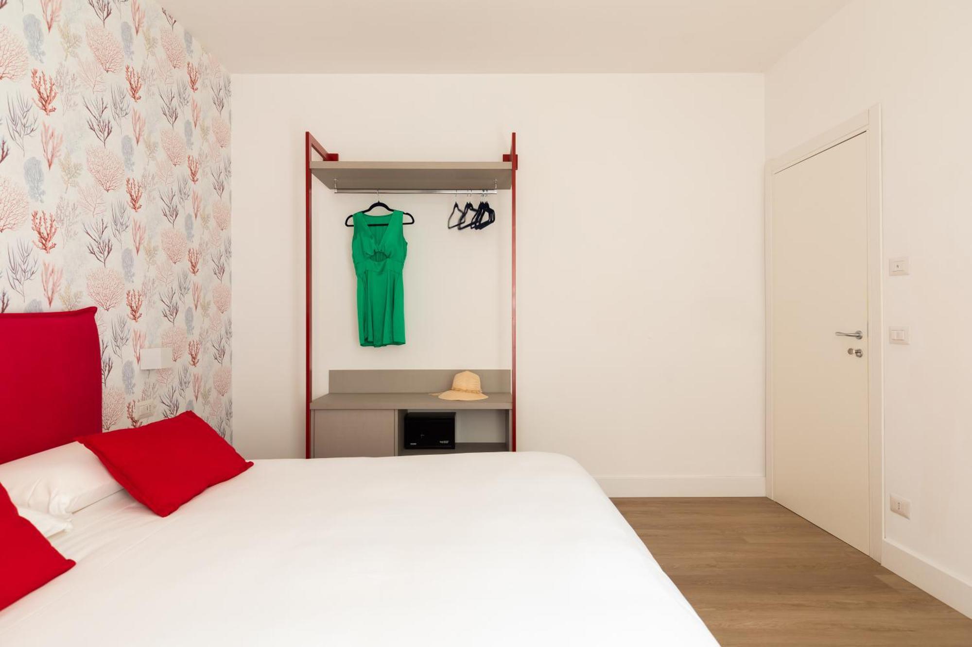 Yourhome - Blue Marina Rooms Соренто Екстериор снимка