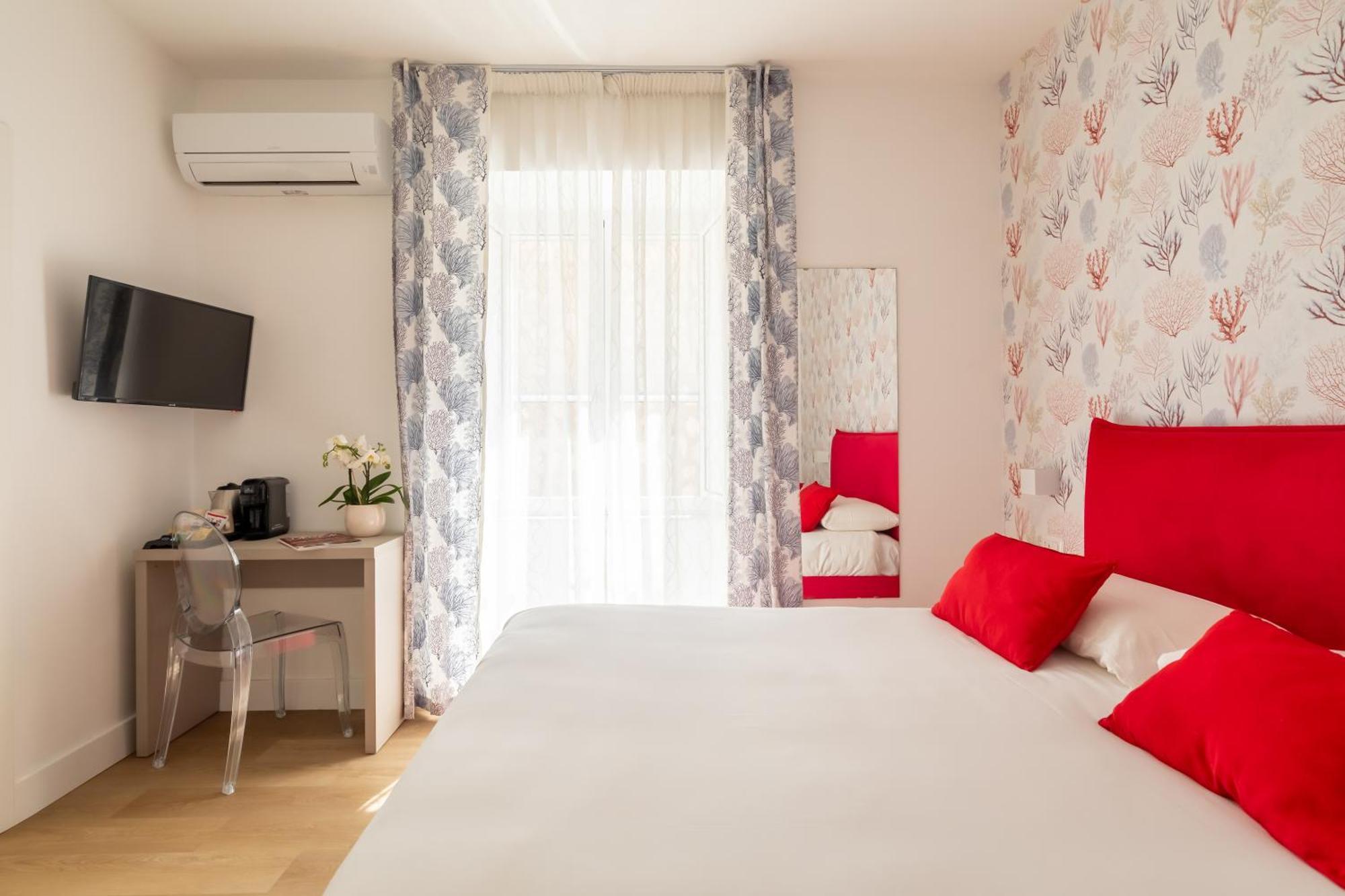 Yourhome - Blue Marina Rooms Соренто Екстериор снимка